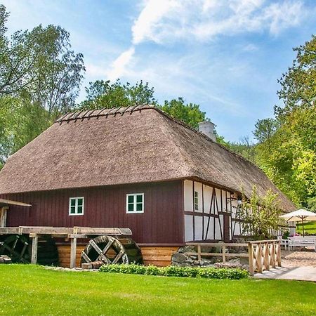 Lillemollens Bed & Breakfast Orbaek  Exterior photo