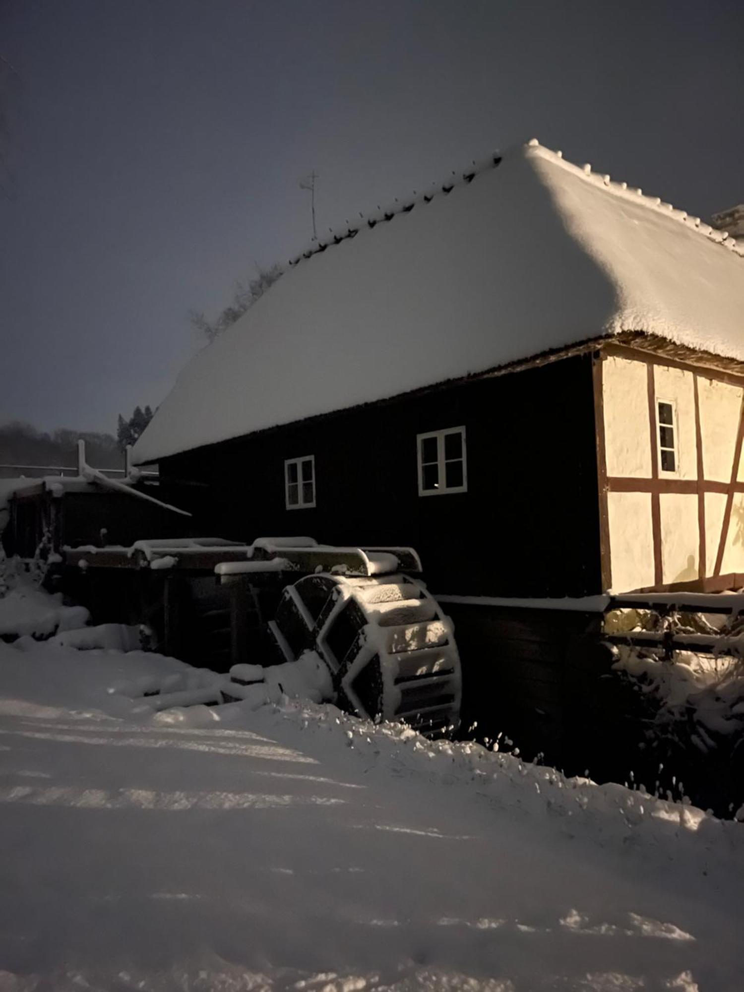 Lillemollens Bed & Breakfast Orbaek  Exterior photo