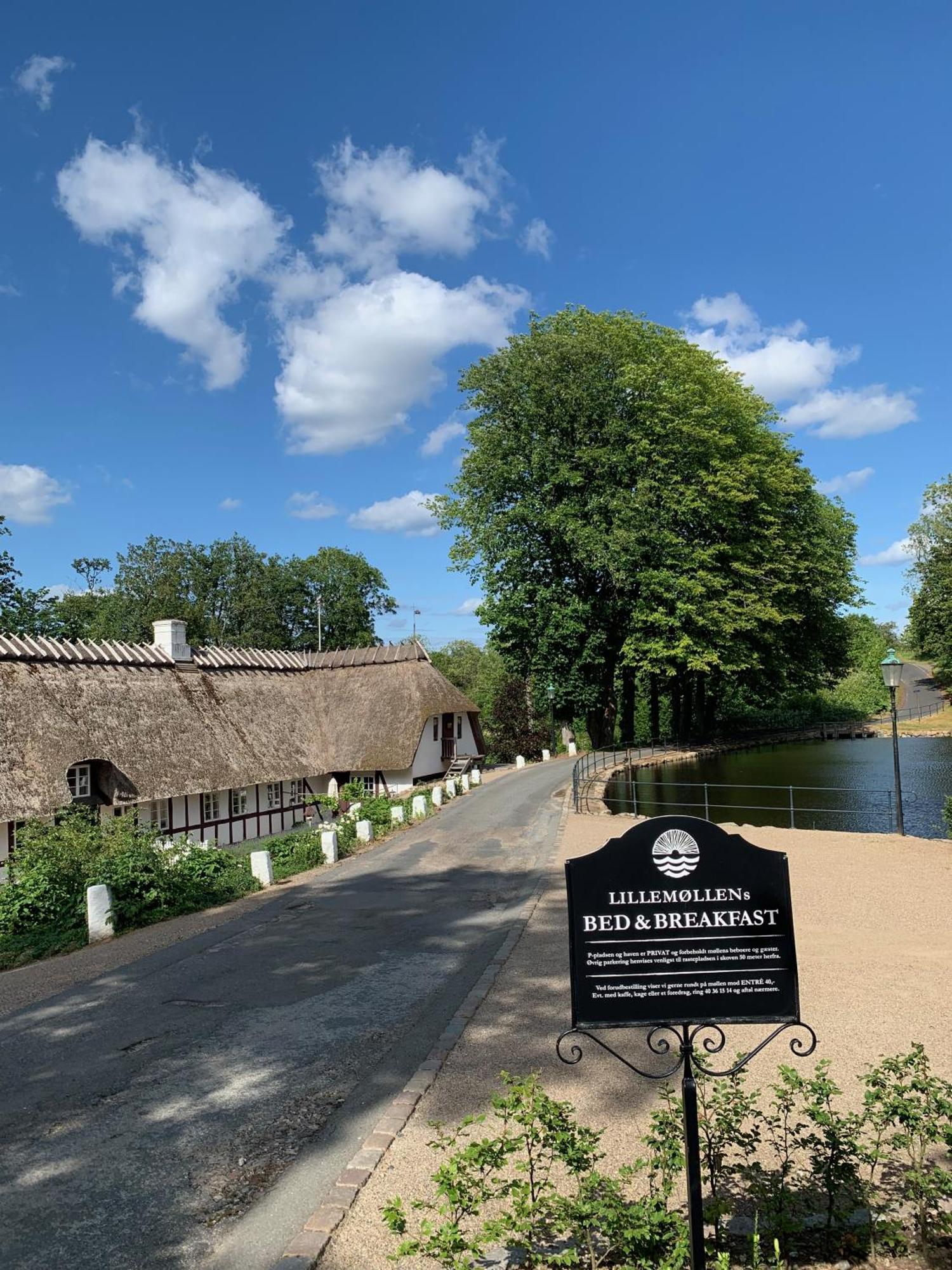 Lillemollens Bed & Breakfast Orbaek  Exterior photo